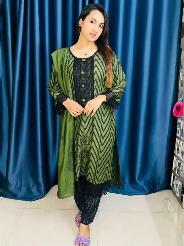 Pakistani Lawn PL02